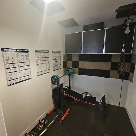 Montmartre Beautiful 67 M2 With Gym & Balcony