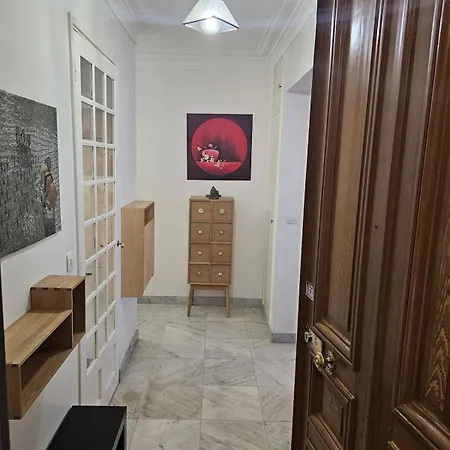 Montmartre Beautiful 67 M2 With Gym & Balcony Apartment