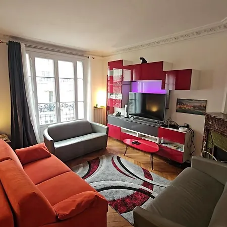 Montmartre Beautiful 67 M2 With Gym & Balcony Apartment *