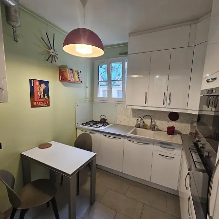 Montmartre Beautiful 67 M2 With Gym & Balcony * Paris