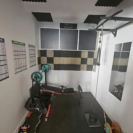 Montmartre Beautiful 67 M2 With Gym & Balcony Apartment *