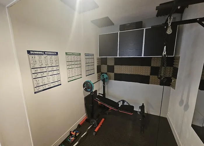 Montmartre Beautiful 67 M2 With Gym & Balcony