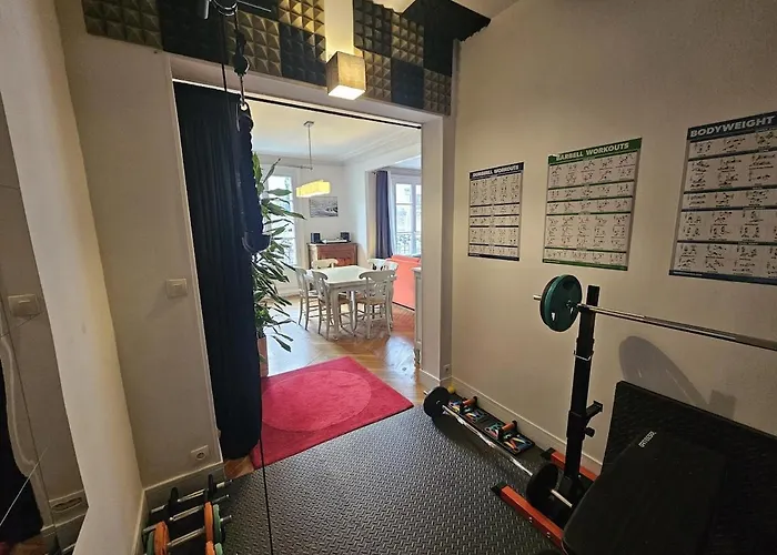Montmartre Beautiful 67 M2 With Gym & Balcony *