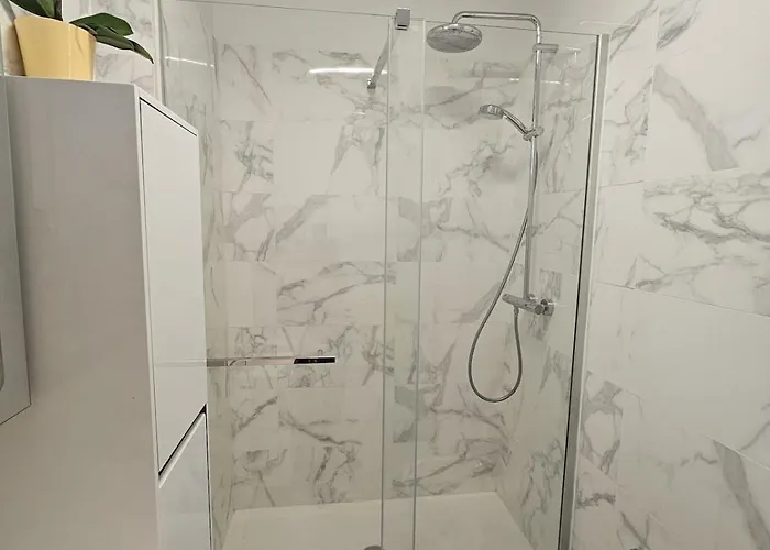 Montmartre Beautiful 67 M2 With Gym & Balcony Διαμέρισμα