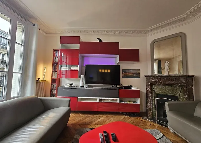 Montmartre Beautiful 67 M2 With Gym & Balcony Διαμέρισμα *