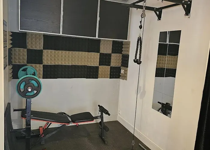 Διαμέρισμα Montmartre Beautiful 67 M2 With Gym & Balcony